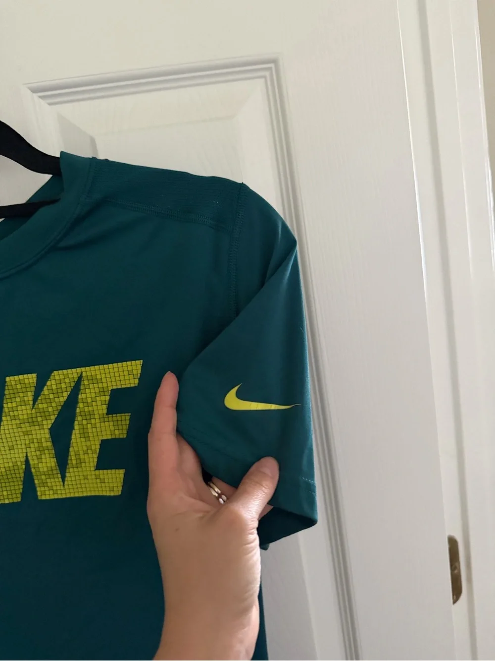 Boy's Nike Teal Blue Green Dri Fit Tee Shirt Size Extra Large